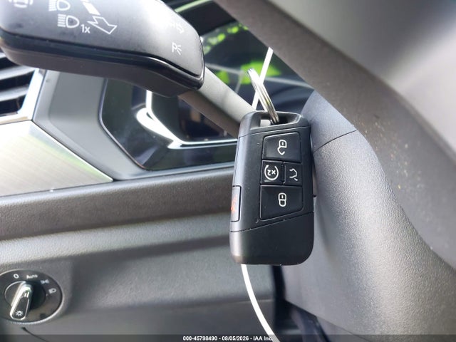 Продаж на аукціоні авто 2023 Volkswagen Jetta 1.5t Se, vin: 3VWEM7BU3PM061544, номер лоту: 45798490