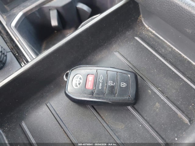 Продажа на аукционе авто 2024 Toyota Tundra Limited, vin: 5TFJA5EC9RX025663, номер лота: 45798541