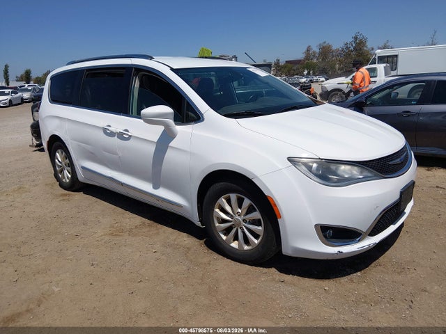 2019 2C4RC1BG9KR548263 главное изображение