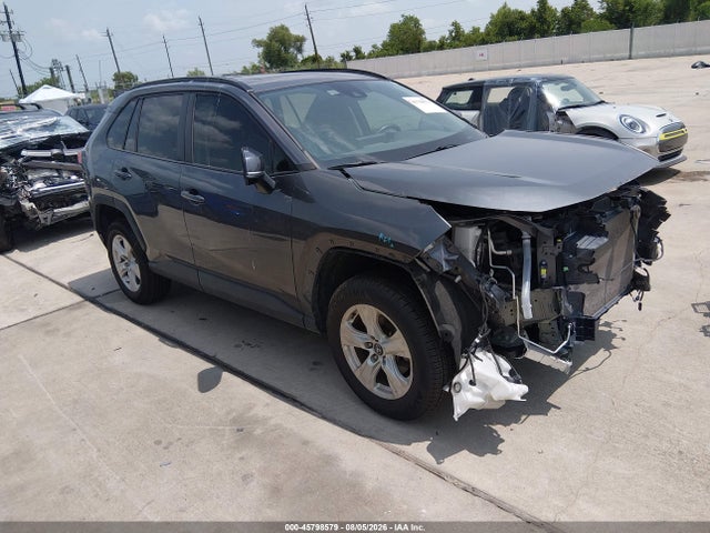 45798579 :رقم المزاد ، 2T3W1RFV4LW097704 vin ، 2020 Toyota Rav4 Xle مزاد بيع