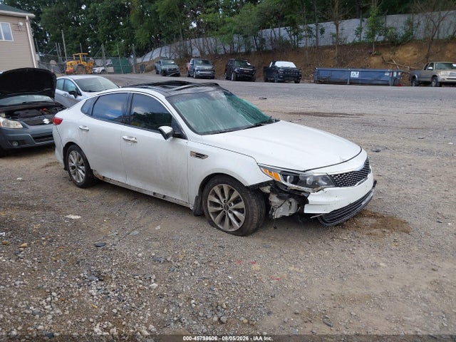Auction sale of the 2016 Kia Optima Ex, vin: 5XXGU4L36GG077920, lot number: 45798606