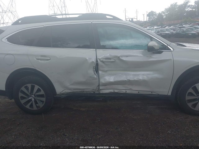Продажа на аукционе авто 2020 Subaru Outback Premium, vin: 4S4BTACC9L3136735, номер лота: 45798636