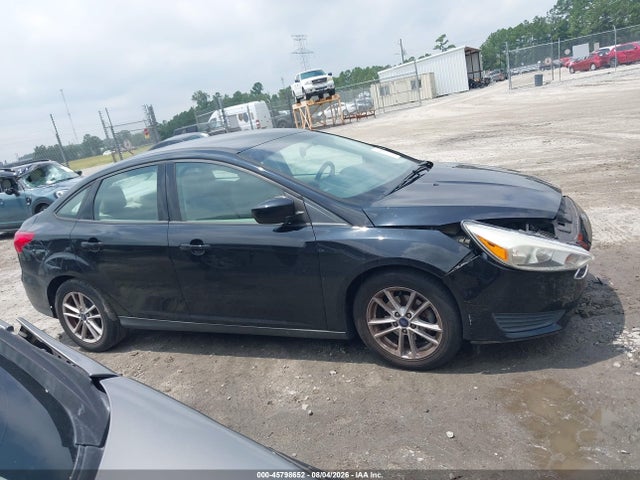 Ford FOCUS SE 2018 1FADP3F21JL307304 Image 14