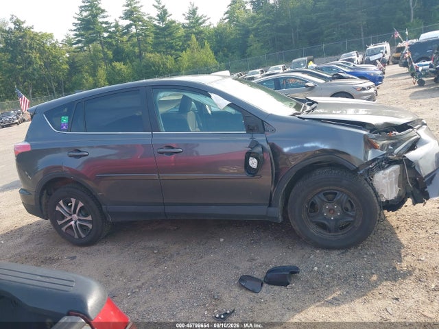 Toyota RAV4 LE 2018 2T3BFREV7JW855243 Image 14