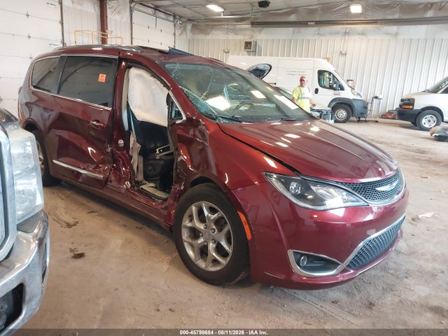 45798684 :رقم المزاد ، 2C4RC1GG9HR785966 vin ، 2017 Chrysler Pacifica Limited مزاد بيع
