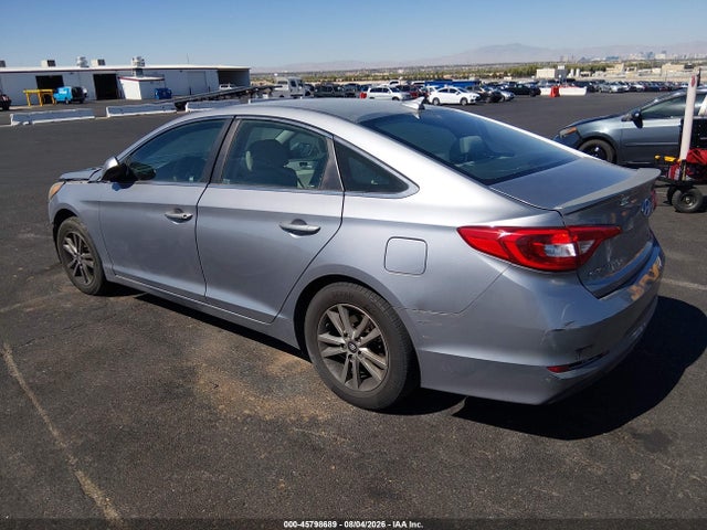 Hyundai SONATA SE 2016 5NPE24AF9GH261893 Image 3