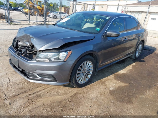 2016 Volkswagen Passat 1.8t Se მანქანა იყიდება აუქციონზე, vin: 1VWBS7A39GC038451, აუქციონის ნომერი: 45798690