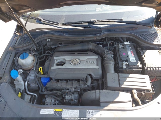 2015 Volkswagen Cc 2.0t R-line მანქანა იყიდება აუქციონზე, vin: WVWBP7AN3FE827459, აუქციონის ნომერი: 45798748