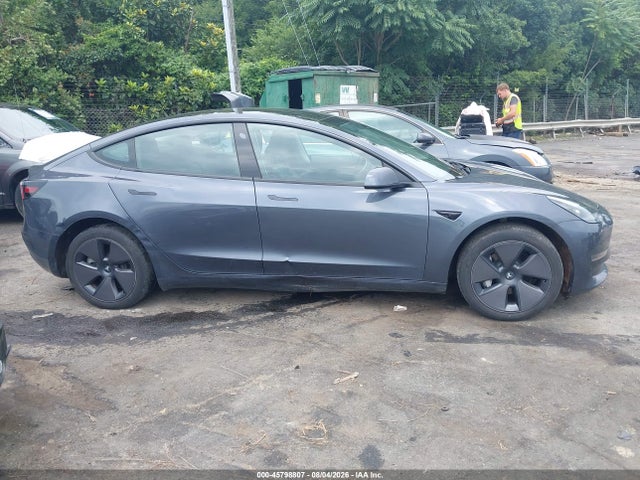 Tesla Model 3 Rear-wheel Drive 2023 5YJ3E1EA6PF612995 Image 13