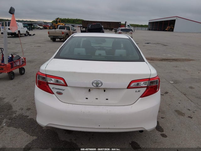 45798809 :رقم المزاد ، 4T4BF1FKXER364319 vin ، 2014 Toyota Camry Le مزاد بيع