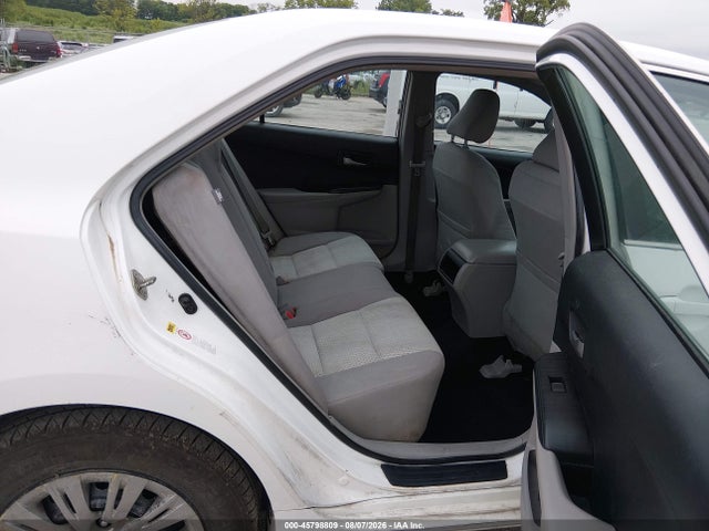 45798809 :رقم المزاد ، 4T4BF1FKXER364319 vin ، 2014 Toyota Camry Le مزاد بيع