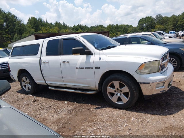 45798823 :رقم المزاد ، 1D7RB1GT1BS696758 vin ، 2011 Ram Ram 1500 Slt مزاد بيع