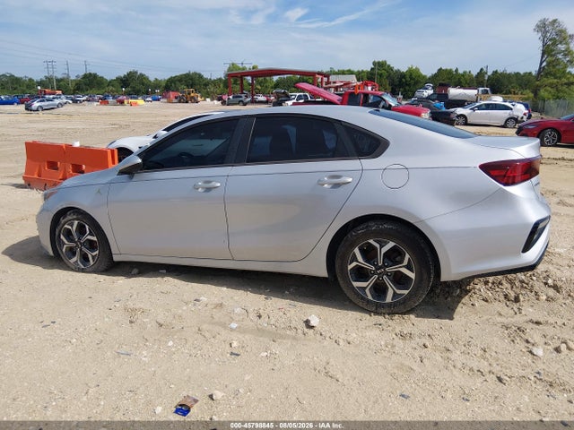 45798845 :رقم المزاد ، 3KPF24AD4KE058782 vin ، 2019 Kia Forte Lxs مزاد بيع