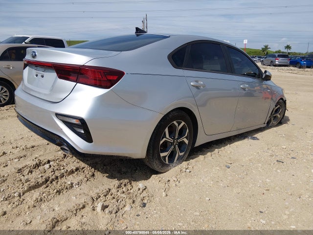 45798845 :رقم المزاد ، 3KPF24AD4KE058782 vin ، 2019 Kia Forte Lxs مزاد بيع