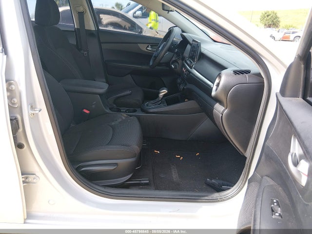 45798845 :رقم المزاد ، 3KPF24AD4KE058782 vin ، 2019 Kia Forte Lxs مزاد بيع