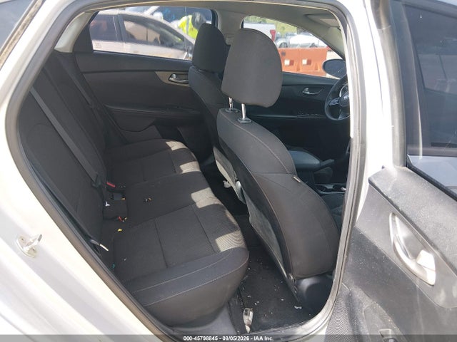 45798845 :رقم المزاد ، 3KPF24AD4KE058782 vin ، 2019 Kia Forte Lxs مزاد بيع
