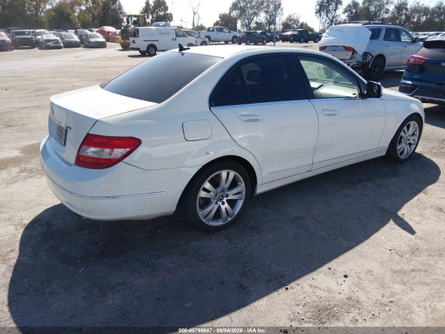 45798847 :رقم المزاد ، WDDGF54X08F016778 vin ، 2008 Mercedes-benz C 300 Luxury/sport مزاد بيع