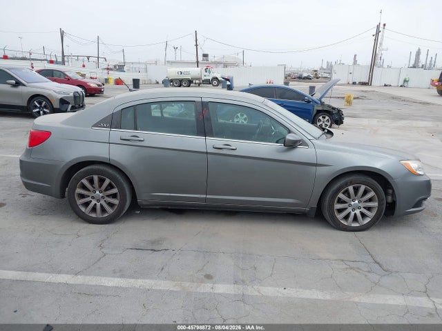 45798872 :رقم المزاد ، 1C3CCBBB7CN120632 vin ، 2012 Chrysler 200 Touring مزاد بيع