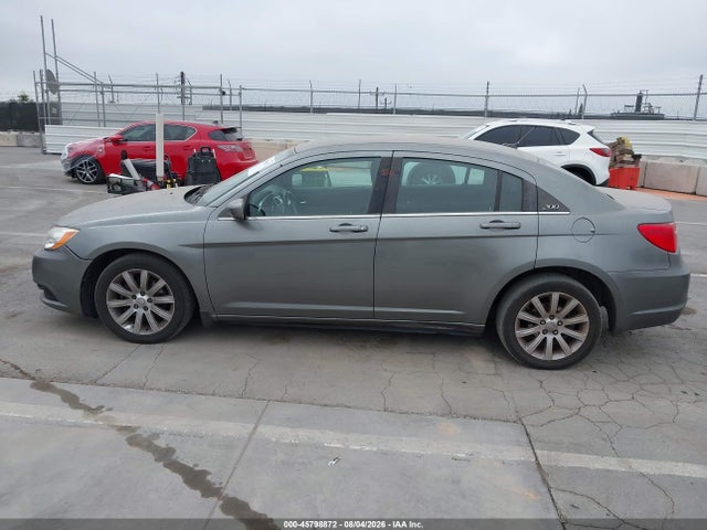45798872 :رقم المزاد ، 1C3CCBBB7CN120632 vin ، 2012 Chrysler 200 Touring مزاد بيع