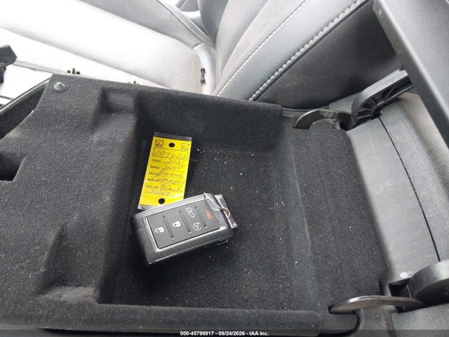 45798917 :رقم المزاد ، 1C4RJKBG5M8109622 vin ، 2021 Jeep Grand Cherokee L Limited 4x4 مزاد بيع