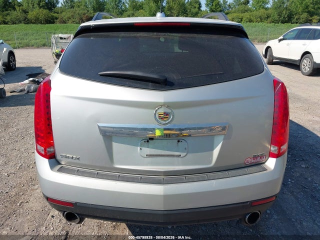 45798928 :رقم المزاد ، 3GYFNAE31FS556835 vin ، 2015 Cadillac Srx Standard مزاد بيع