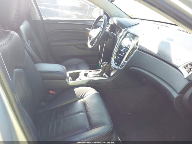 45798928 :رقم المزاد ، 3GYFNAE31FS556835 vin ، 2015 Cadillac Srx Standard مزاد بيع