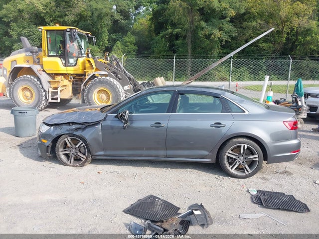 Продаж на аукціоні авто 2017 Audi A4 Premium Plus, vin: WAUENAF49HN066663, номер лоту: 45798969