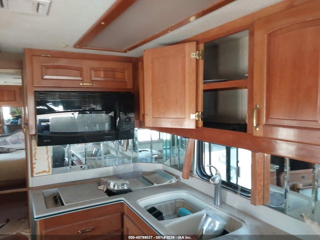 45799027 :رقم المزاد ، 4S7NT9K06SC018419 vin ، 1995 Spartan Motors Motorhome مزاد بيع
