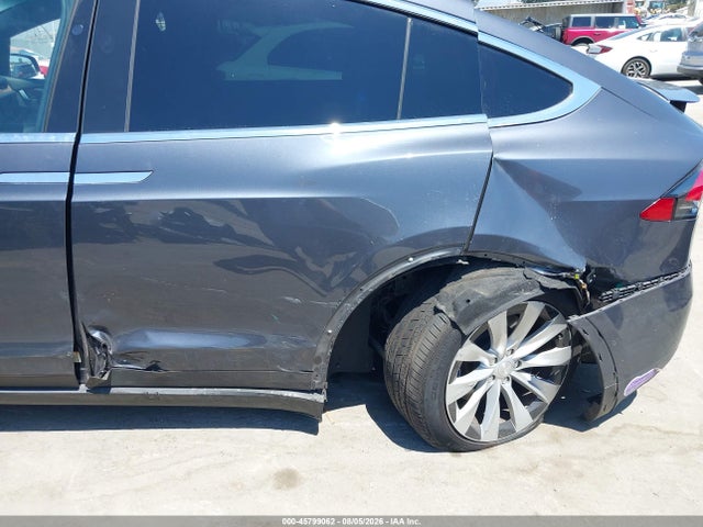 Tesla Model X 100d/75d/long Range 2019 5YJXCBE25KF182052 Image 6
