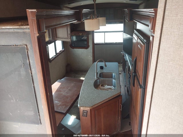 2014 Keystone Rv 378 Rl მანქანა იყიდება აუქციონზე, vin: 4YDF37828EA710018, აუქციონის ნომერი: 45799065