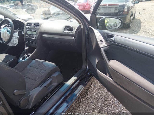 Продаж на аукціоні авто 2013 Volkswagen Golf 2.5l 2-door, vin: WVWBB7AJ1DW045051, номер лоту: 45799076