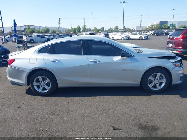 1G1ZC5ST8LF067958 Chevrolet Malibu Fwd 1fl