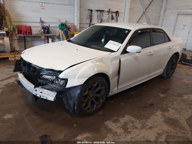 Aukcja sprzedaży 2018 Chrysler 300 300s, vin: 2C3CCABG3JH262181, numer aukcji: 45799114
