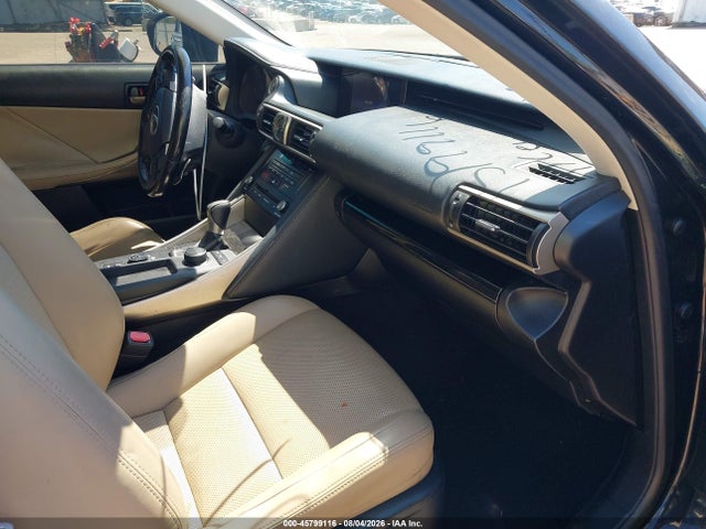 45799116 :رقم المزاد ، JTHBA1D29H5041926 vin ، 2017 Lexus Is 200t مزاد بيع