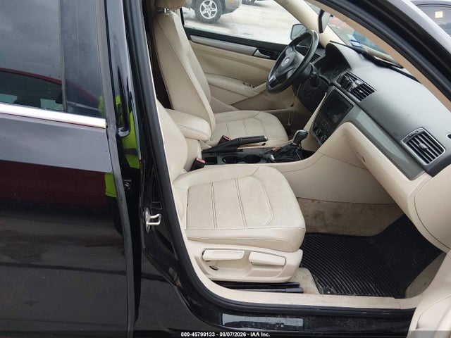 1VWAS7A39FC089782 Volkswagen Passat 1.8t Limited Edition