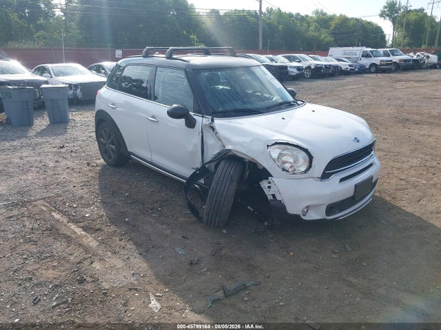 Продажа на аукционе авто 2015 Mini Countryman Cooper S, vin: WMWZC5C53FWP47355, номер лота: 45799164