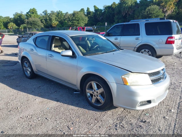 2011 Dodge Avenger Lux მანქანა იყიდება აუქციონზე, vin: 1B3BD2FG4BN541248, აუქციონის ნომერი: 45799181