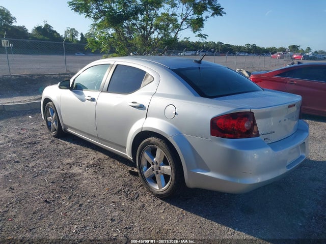 2011 Dodge Avenger Lux მანქანა იყიდება აუქციონზე, vin: 1B3BD2FG4BN541248, აუქციონის ნომერი: 45799181