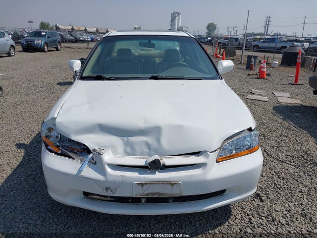 2000 Honda Accord 3.0 Ex მანქანა იყიდება აუქციონზე, vin: 1HGCG1655YA006577, აუქციონის ნომერი: 45799192