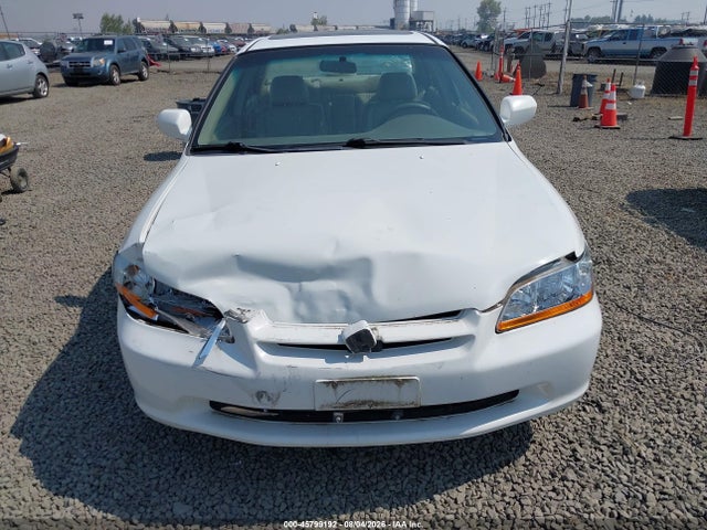 2000 Honda Accord 3.0 Ex მანქანა იყიდება აუქციონზე, vin: 1HGCG1655YA006577, აუქციონის ნომერი: 45799192