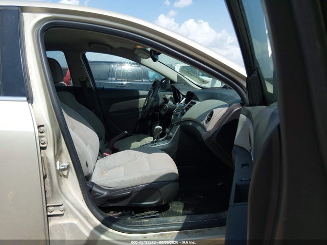 1G1PE5SB7G7189560 Chevrolet Cruze Limited 1lt Auto