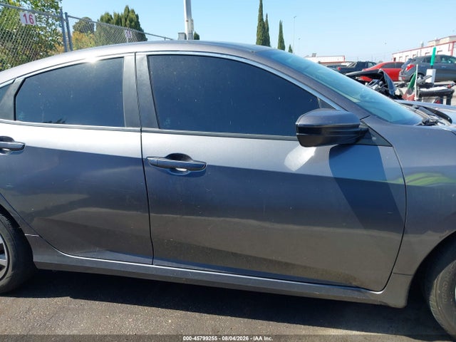 Honda Civic Lx 2017 2HGFC2F50HH561632 Image 12