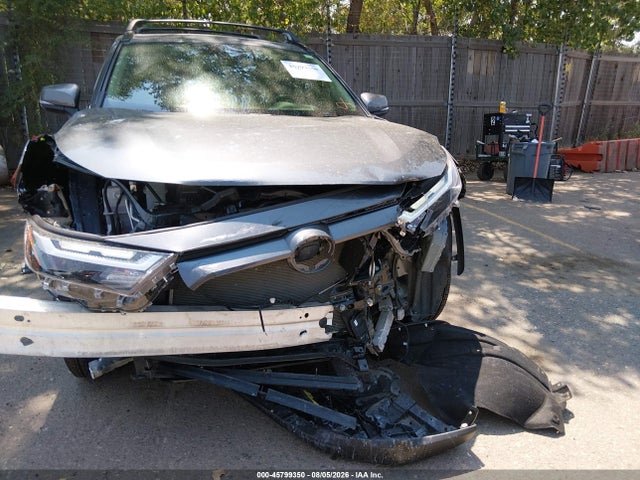 Продаж на аукціоні авто 2022 Toyota Rav4 Hybrid Xle, vin: JTMRWRFV6ND165290, номер лоту: 45799350