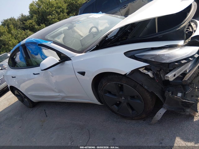 Продаж на аукціоні авто 2023 Tesla Model 3 Rear-wheel Drive, vin: 5YJ3E1EA7PF571129, номер лоту: 45799366