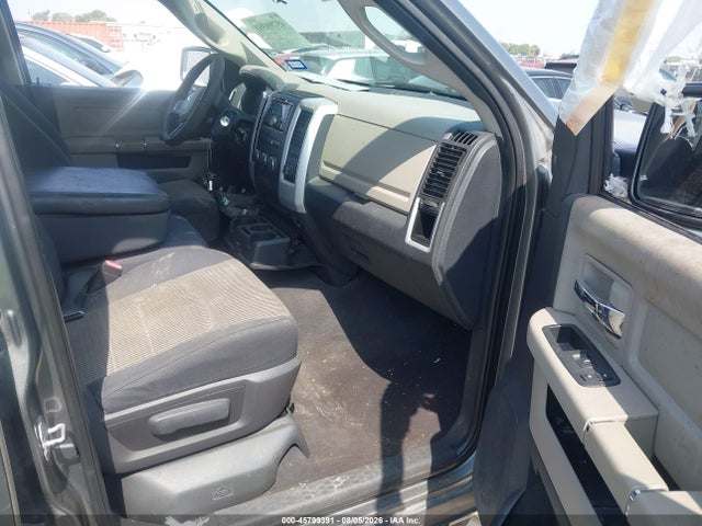 45799391 :رقم المزاد ، 1D7RB1GP4AS111852 vin ، 2010 Dodge Ram 1500 Slt/sport/trx مزاد بيع