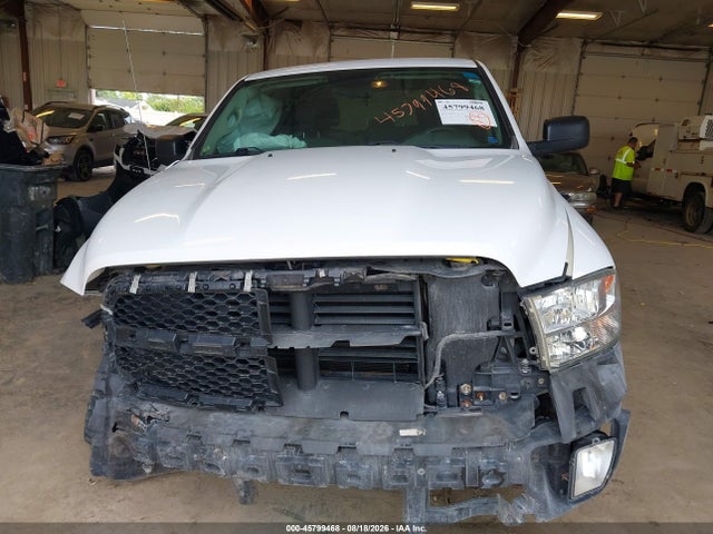 Aukcja sprzedaży 2018 Ram 1500 Express  4x4 6'4 Box, vin: 1C6RR7FG7JS320536, numer aukcji: 45799468