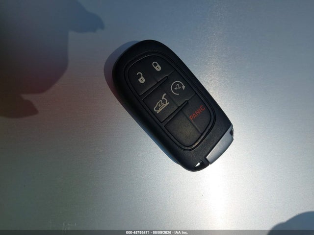 Продажа на аукционе авто 2016 Jeep Cherokee Trailhawk, vin: 1C4PJMBSXGW367867, номер лота: 45799471