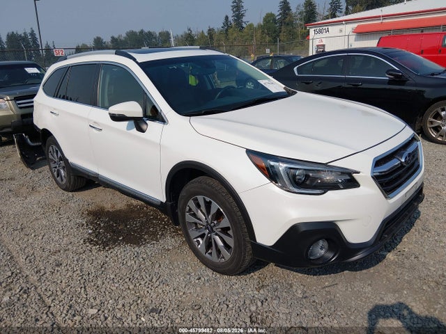 45799482 :رقم المزاد ، 4S4BSETC5J3215603 vin ، 2018 Subaru Outback 3.6r Touring مزاد بيع