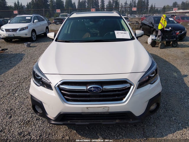 45799482 :رقم المزاد ، 4S4BSETC5J3215603 vin ، 2018 Subaru Outback 3.6r Touring مزاد بيع