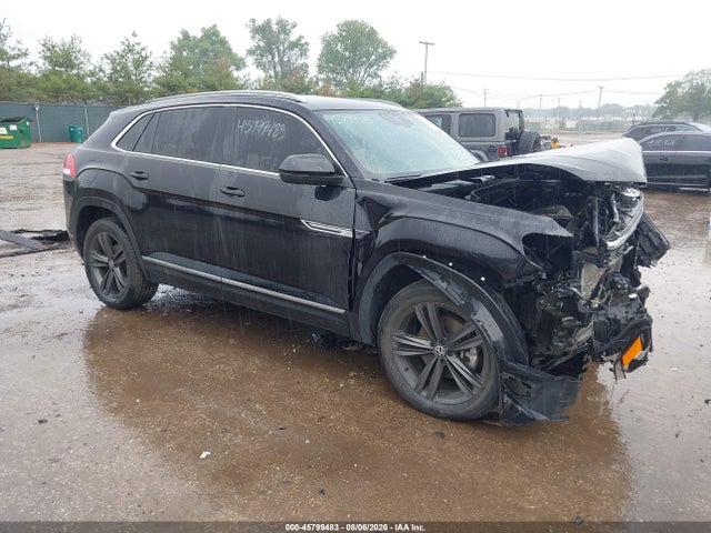 45799483 :رقم المزاد ، 1V2SE2CA0NC224271 vin ، 2022 Volkswagen Atlas Cross Sport 3.6l V6 Sel R-line مزاد بيع
